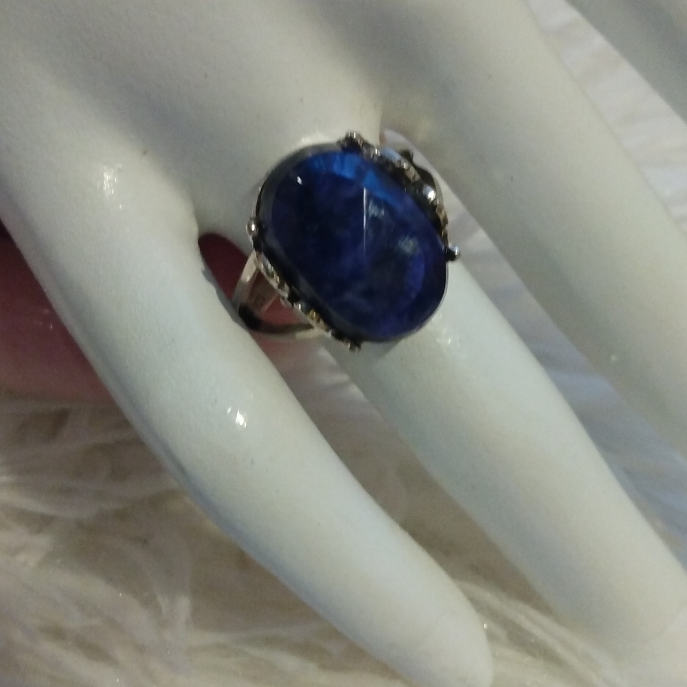 Solid .925 Ring Raw Blue Saphire!!
